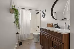 8208 Grace Pl, Highland, IN 46322 - Photo 13