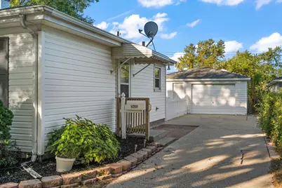 8208 Grace Place, Highland, IN 46322 - Photo 15