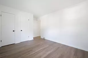412 Vail St, Michigan City, IN 46360 - Photo 9