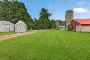 2952 N 600 E, Rolling Prairie, IN 46371 - Photo 7
