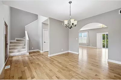 11126 N 1000 W, Demotte, IN 46310 - Photo 3