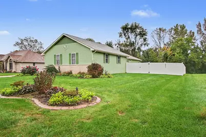 726 Cinnamon Teal Court, Hobart, IN 46342 - Photo 3