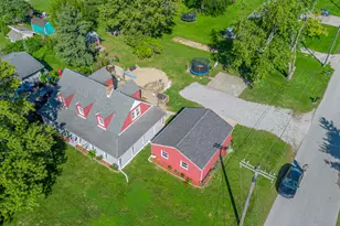 102 N Madison St, Hebron, IN 46341 - Photo 5