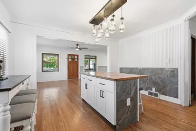 503 E Joliet Street, Crown Point, IN 46307 - Photo 5