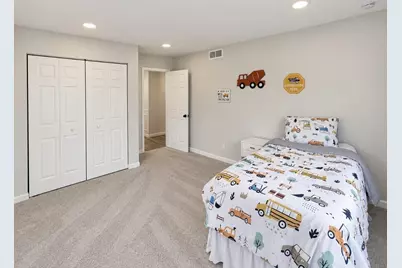 317 S 350 W, Valparaiso, IN 46385 - Photo 13