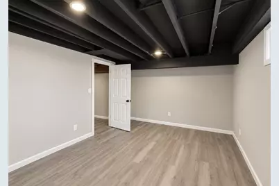 317 S 350 W, Valparaiso, IN 46385 - Photo 15