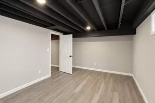 317 S 350 W, Valparaiso, IN 46385 - Photo 15