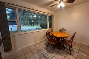 4022 Cleveland Ave, Michigan City, IN 46360 - Photo 5