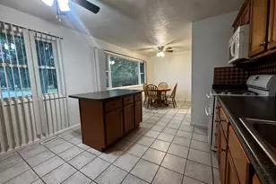 4022 Cleveland Ave, Michigan City, IN 46360 - Photo 7