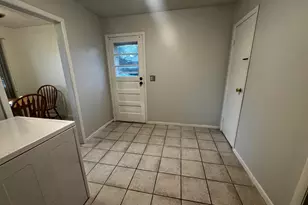 4022 Cleveland Ave, Michigan City, IN 46360 - Photo 17