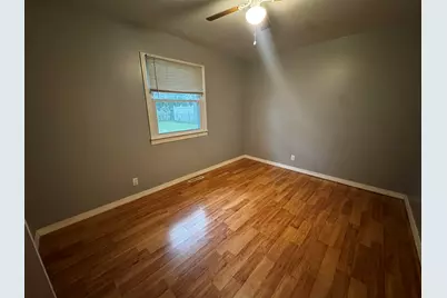 4022 Cleveland Avenue, Michigan City, IN 46360 - Photo 11