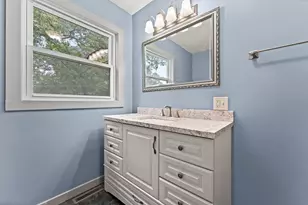 1413 W 985 N, Lake Village, IN 46349 - Photo 17