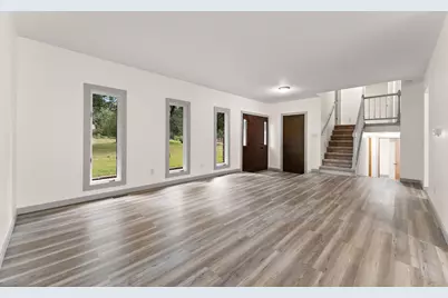 1413 W 985 N, Lake Village, IN 46349 - Photo 5