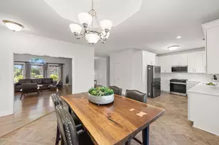 3600 Westbridge Dr, Valparaiso, IN 46383 - Photo 9