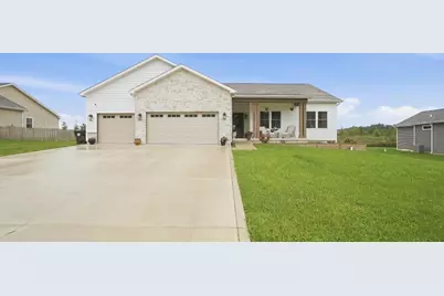530 Scenic View Avenue, Valparaiso, IN 46385 - Photo 1