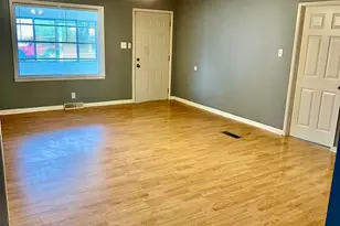 304 Hoyt St, Michigan City, IN 46360 - Photo 5