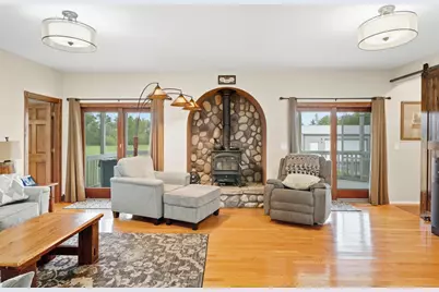 5932 County Rd 1400 N, Wheatfield, IN 46392 - Photo 9