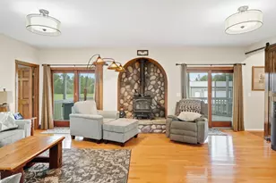 5932 County Rd 1400 N, Wheatfield, IN 46392 - Photo 9