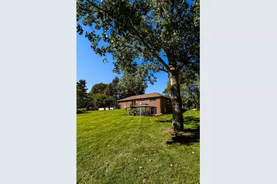 2408 W Pepperidge Court, La Porte, IN 46350 - Photo 9