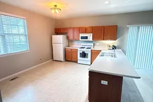 1107 Poppyfield Pl, Schererville, IN 46375 - Photo 3