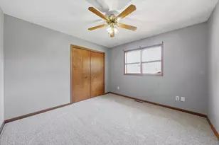 613 N Forest Ave, Griffith, IN 46319 - Photo 13