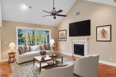 910 Hawk Circle, Crown Point, IN 46307 - Photo 9