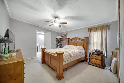 103 N Chicago Street, Hebron, IN 46341 - Photo 5