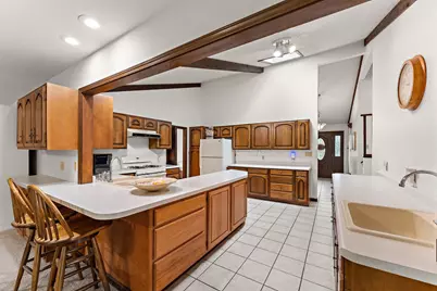[Address not provided], Valparaiso, IN 46385 - Photo 23