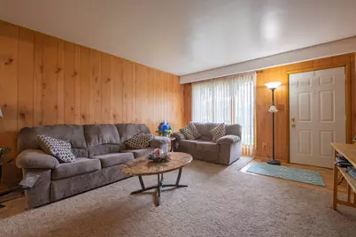114 E Manor Drive, Griffith, IN 46319 - Photo 11