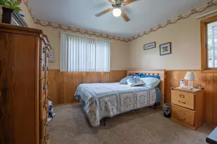 114 E Manor Dr, Griffith, IN 46319 - Photo 21