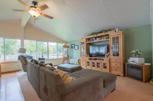 114 E Manor Dr, Griffith, IN 46319 - Photo 27