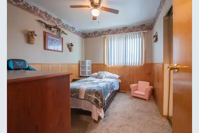 114 E Manor Drive, Griffith, IN 46319 - Photo 17