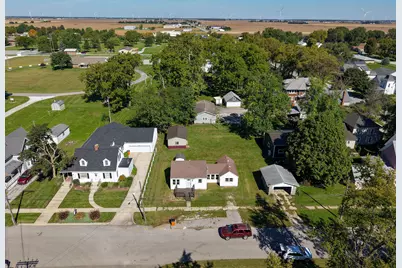 124 W School Street, Wolcott, IN 47995 - Photo 9