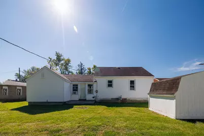 124 W School Street, Wolcott, IN 47995 - Photo 5