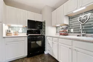 3542 Hampden Rd, Michigan City, IN 46360 - Photo 9