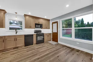 205 Randle St, Valparaiso, IN 46383 - Photo 3