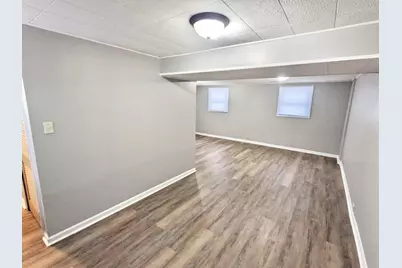 934 N Oakwood Avenue, Griffith, IN 46319 - Photo 7