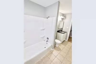 934 N Oakwood Avenue, Griffith, IN 46319 - Photo 5