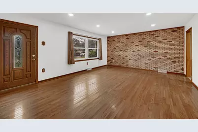 2060 Jackson Street, Portage, IN 46368 - Photo 5