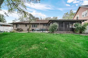 1856 S River Dr, Munster, IN 46321 - Photo 33