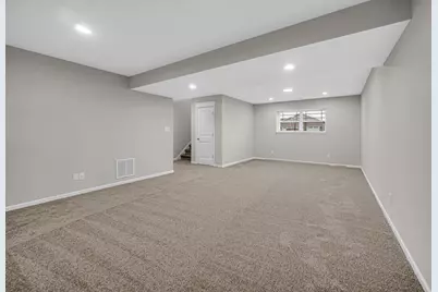 5851 Grand Slam Avenue, Portage, IN 46368 - Photo 31