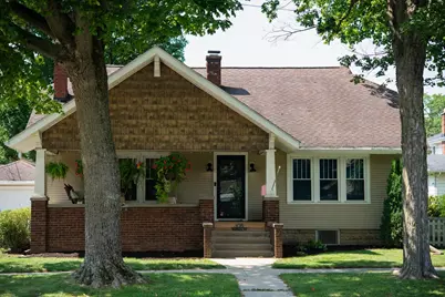 105 N Greenwich Street, Valparaiso, IN 46383 - Photo 3