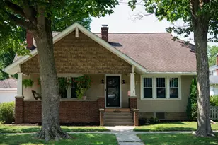 105 N Greenwich St, Valparaiso, IN 46383 - Photo 3