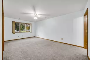 9243 Waymond Ave, Highland, IN 46322 - Photo 13