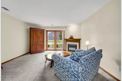 9243 Waymond Avenue, Highland, IN 46322 - Photo 3