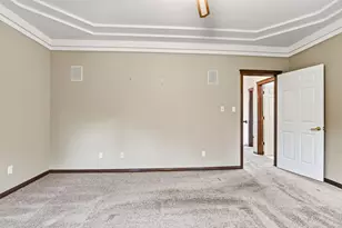 1168 Capitol Dr, Hobart, IN 46342 - Photo 23