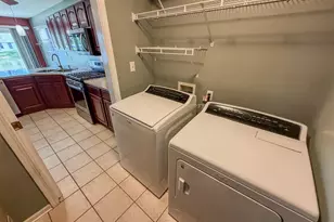 1471 Lakewood Ln, Schererville, IN 46375 - Photo 11