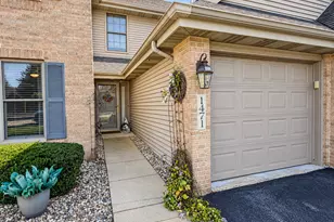 1471 Lakewood Ln, Schererville, IN 46375 - Photo 3