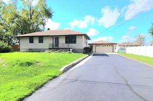 8538 Montfort Dr, Saint John, IN 46373 - Photo 25