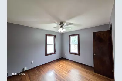 6620 W 25th Avenue, Gary, IN 46406 - Photo 9